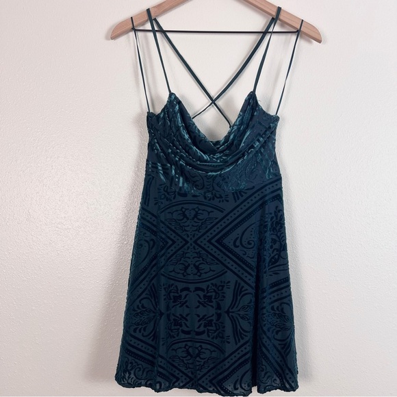 NWT Urban Outfitters Green Emerald Mini Dress - Picture 10 of 10